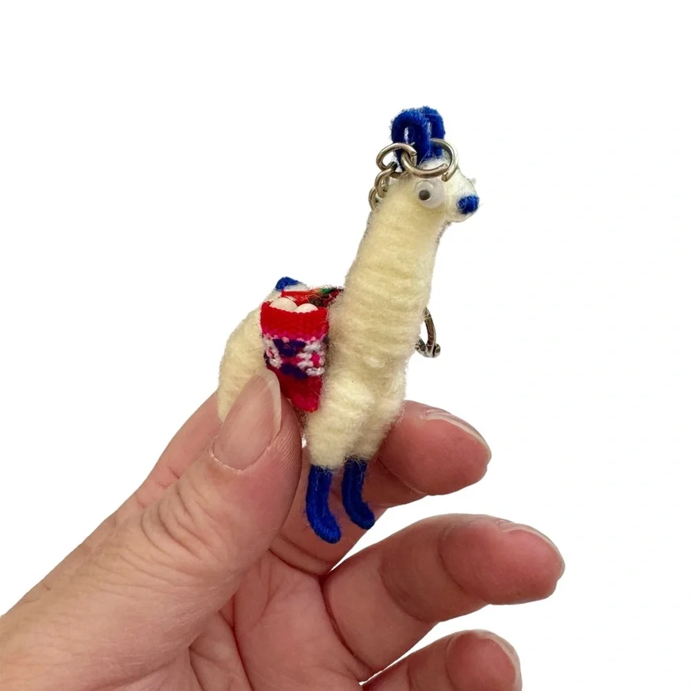 Peruvian Knit Llama Keychain, NWOT